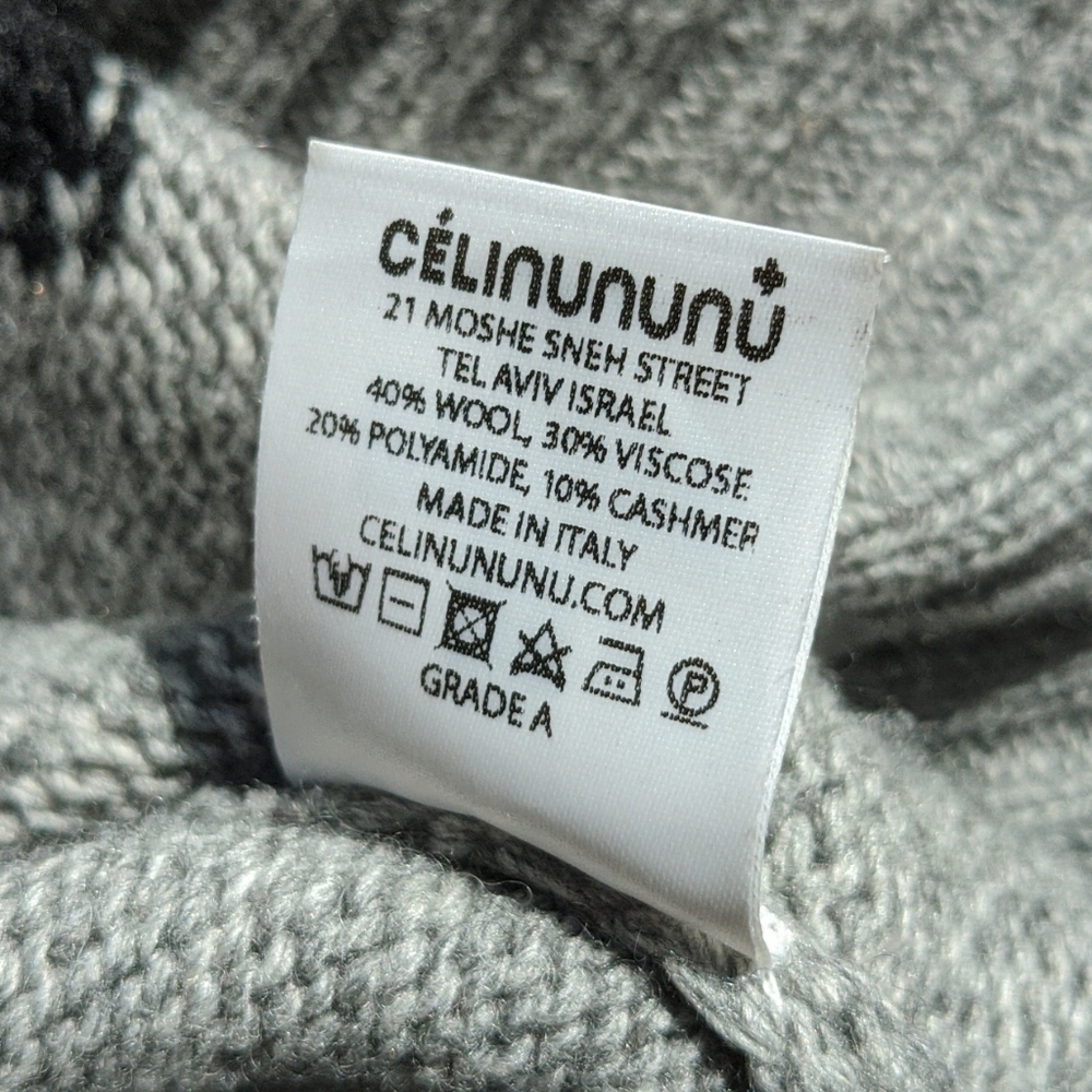 Sweater - Picture 5 of 5